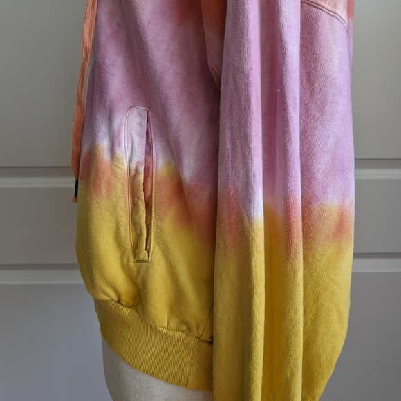 Young Fabulous & Broke Pullover Hooded Cowl  Pockets Tie Dye Orange Pink L NWT - Picture 11 of 16